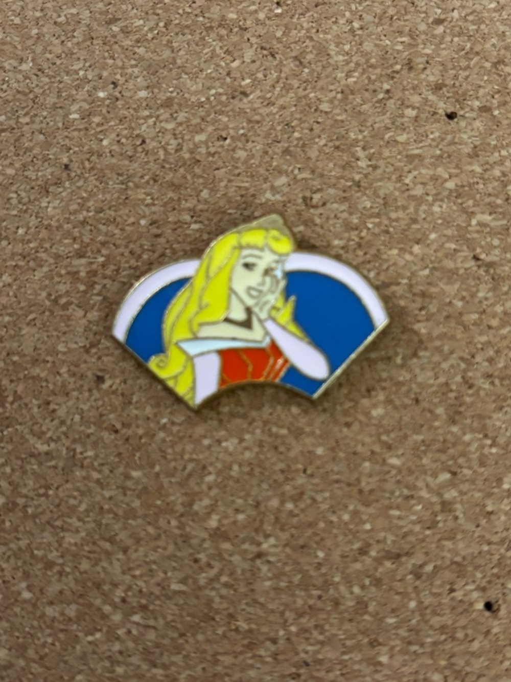 Sleeping Beauty Princess Aurora Trading Pin